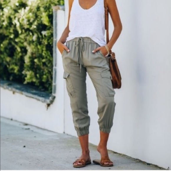 Dress Forum Green Cargo Jogger Pants 